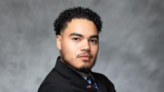 Meet William S. Flores, our 2025 Distinguished Graduate for this year’s Commencement ceremony.