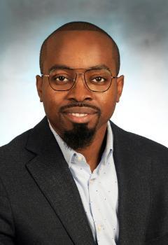 Headshot of Taiwo Alo